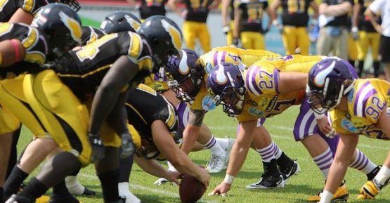 NFL Players Granted Free “Concussion” Movie Passes But Still Waiting For Legal Settlement
