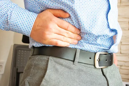 man with persistent abdominal pain from the covidien hernia mesh